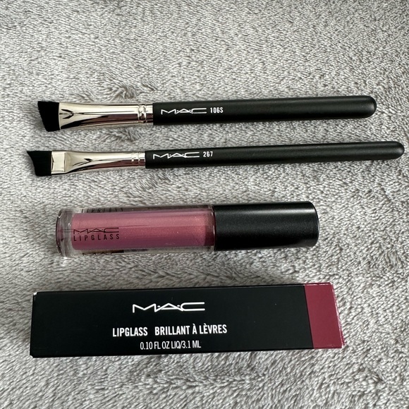 MAC 106S brush, MAC 267 brush, MAC Love Child lipglass - Picture 2 of 2